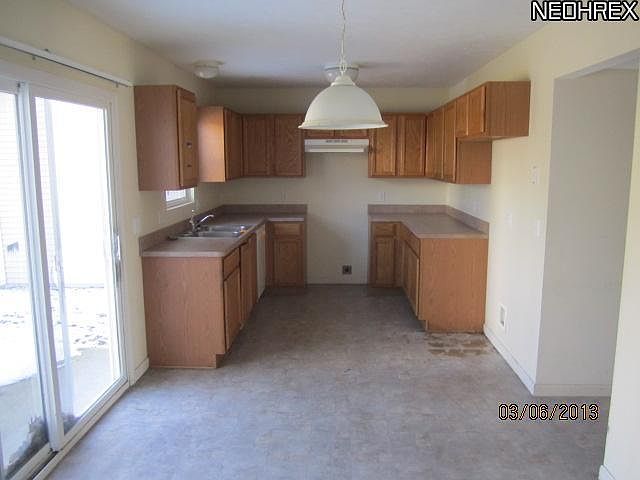 1st image of 1019 Saint Michaels Way #36