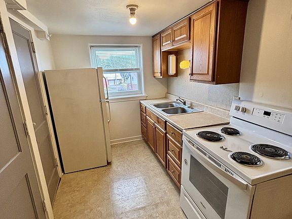 4th image of 616 Renova Ave #17731759