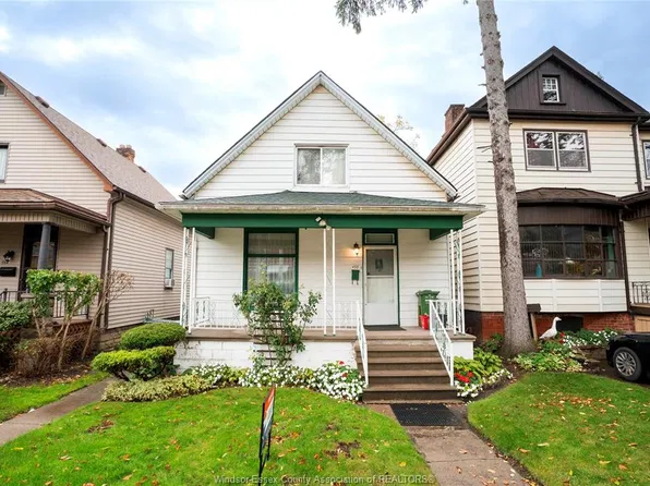 455 Vera Pl, Windsor, ON N9A 5W4
