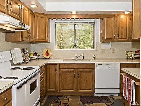 4th image of 4540 359th Ave SE