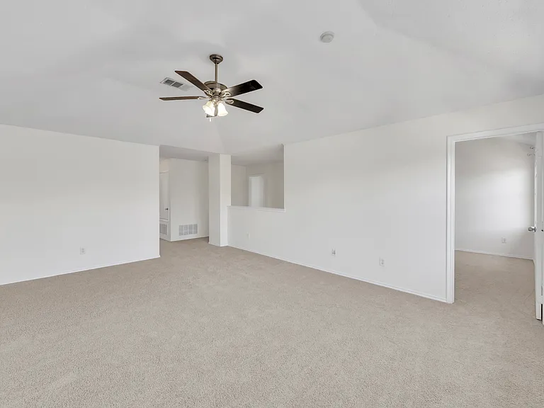 13221 Elmhurst Dr — Photo 23