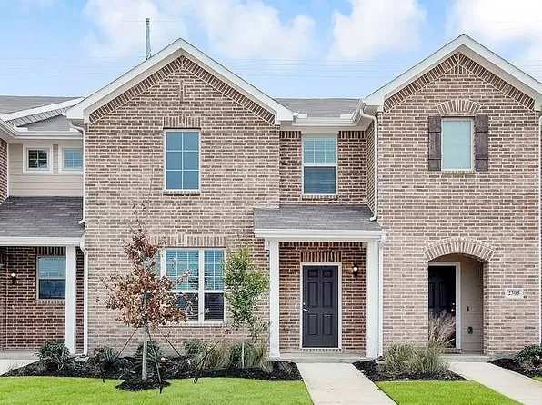 2208 Davenport Dr, Denton, TX 76207