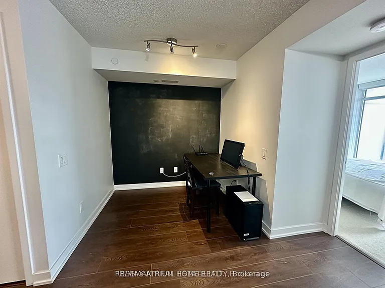 72 Esther Shiner Blvd #320 — Photo 10