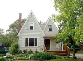 713 Mount Vernon Pl, Batavia, IL 60510