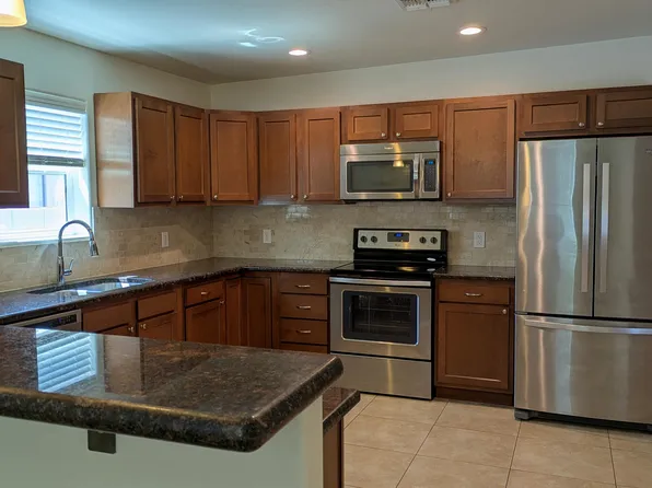 427 E Waverly St, Tucson, AZ 85705