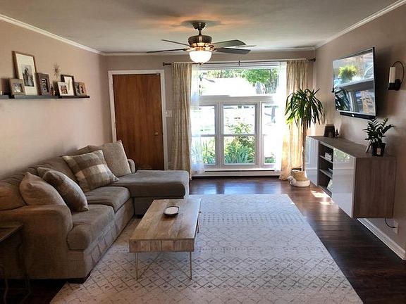 2nd image of 1075 E Villa Dr