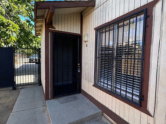 2nd image of 1521 Pacific St APT B