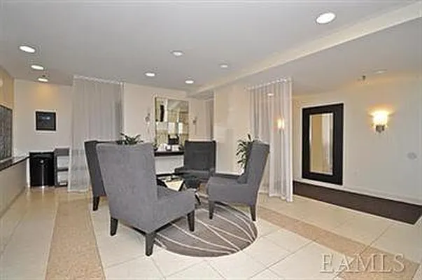 Sold by Chintan Trivedi | media 6