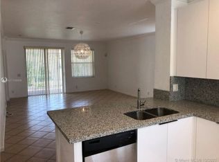 693 Live Oak Ln #0, Weston, FL 33327