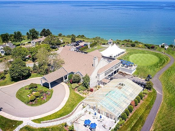 2nd image of 92 Cliffside Dr #2