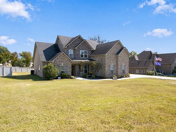 2nd image of 1150 Springcreek Dr