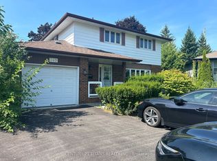349 Carnaby Ct, Oshawa, ON L1G 6N7