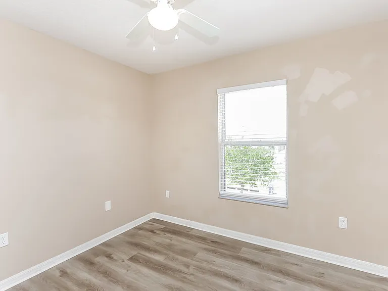 12122 Fern Haven Ave — Photo 15