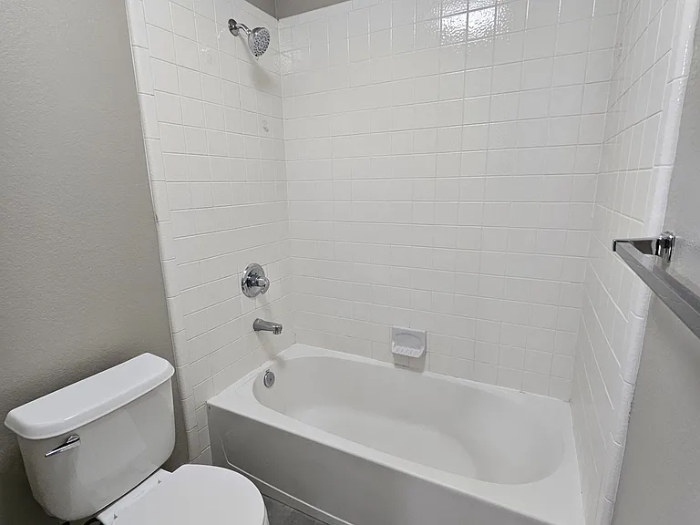 1836 Winding River Ct — Photo 48