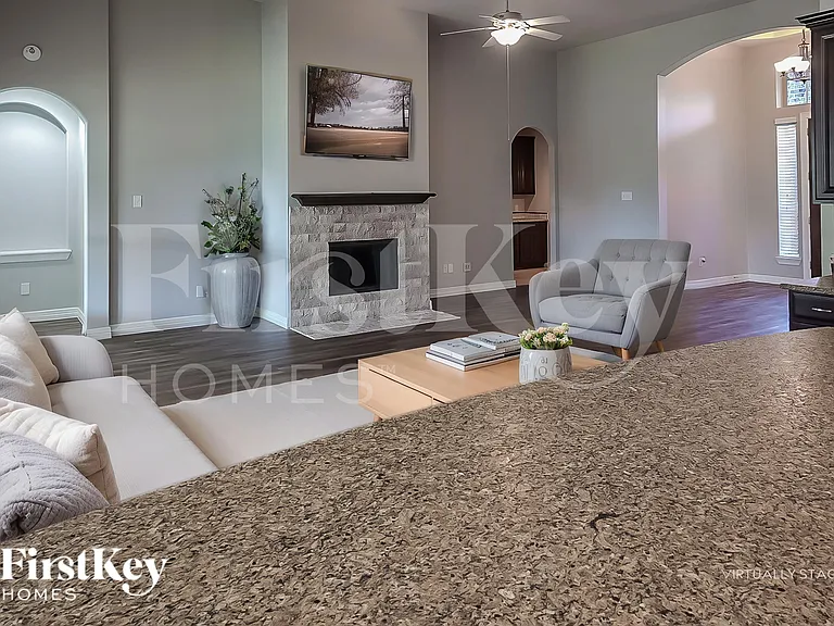 27727 Halls Farms Ln — Photo 3
