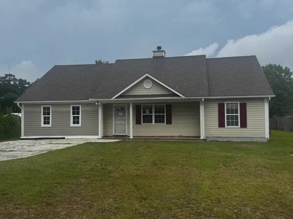 111 Quail Creek Drive, Hubert, NC 28539