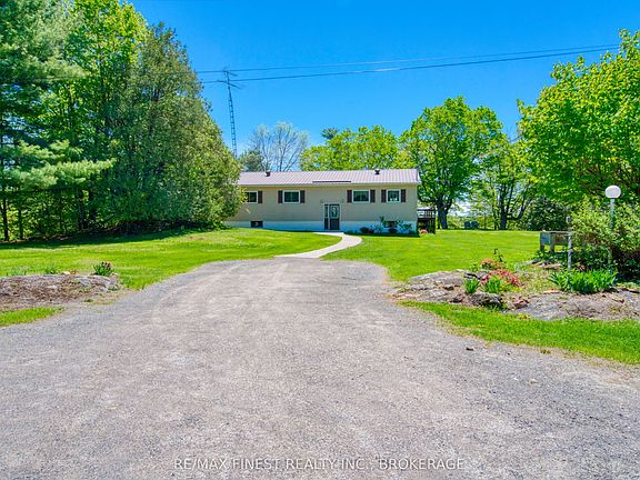 4th image of 1182 Clement Rd