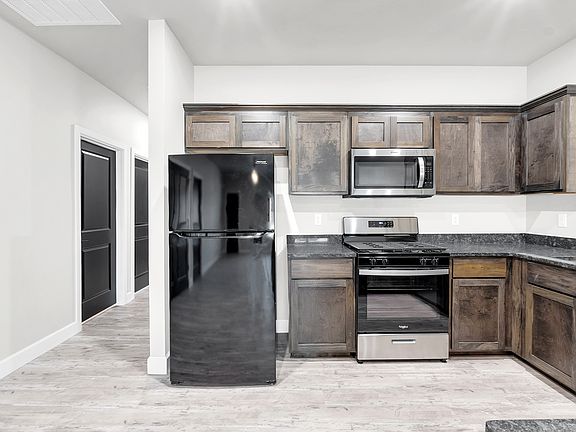 4th image of 605 E Pams Dr Unit A