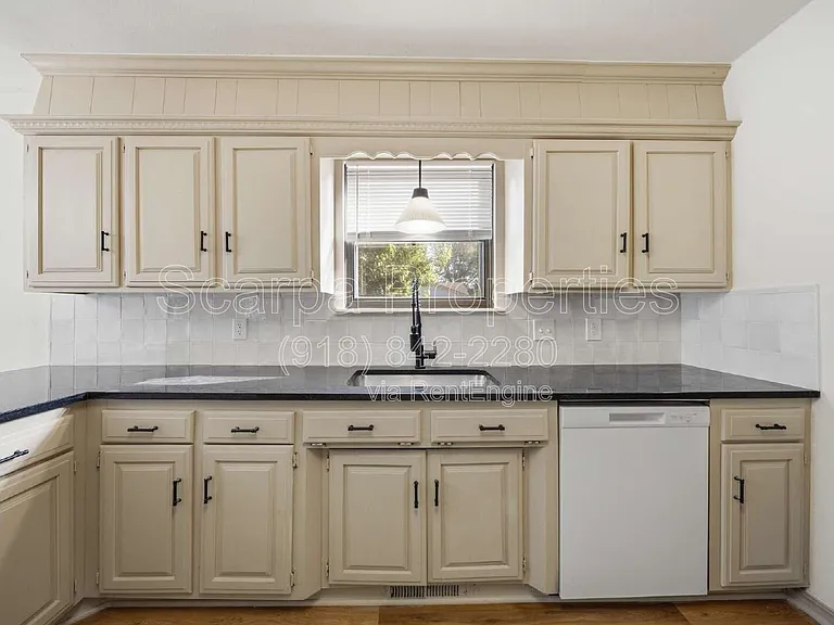 11648 N 104th East Ave — Photo 11