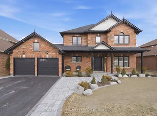 35 Nelkydd Ln, Uxbridge, ON L9P 1Z8