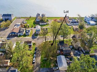 8314 Bayside Rd, Chesapeake Beach, MD