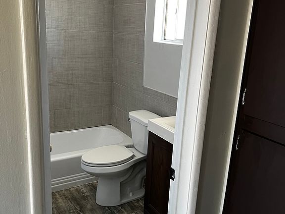 3rd image of 783 Karesh Ave