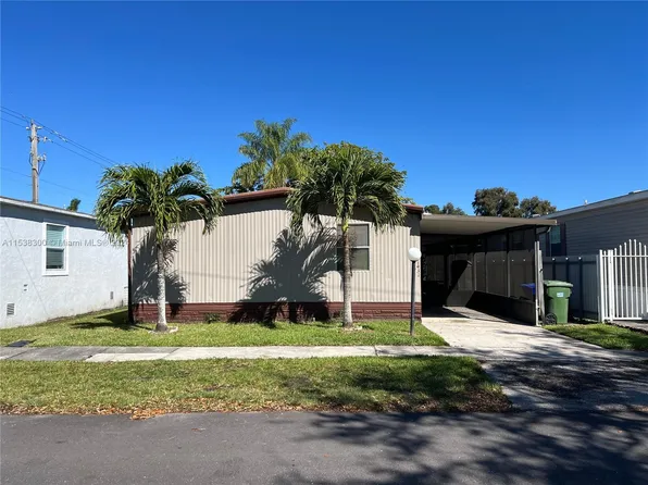 21431 NW 7th Ct, Pembroke Pines, FL 33029