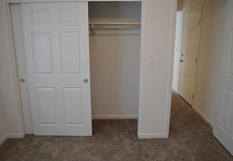 61 Medieval St — Photo 12