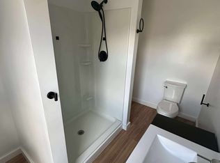 13 Lincoln Dr, Lewiston, ME 04240