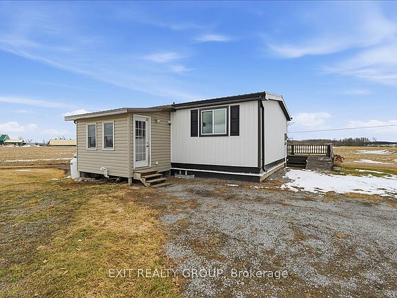 4th image of 391 Barrett Rd