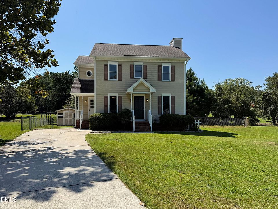 1st image of 106 Deblyn Ct