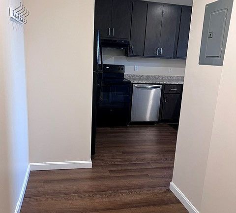 4th image of 20 Congress St #407