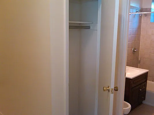 Rented by Alta Real Estate | media 41