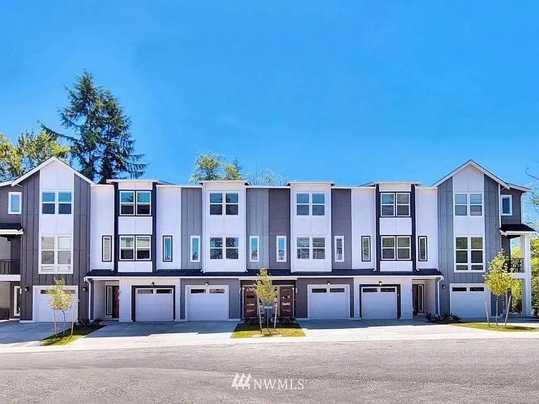 13717 Admiralty Way #E4 — Photo 2