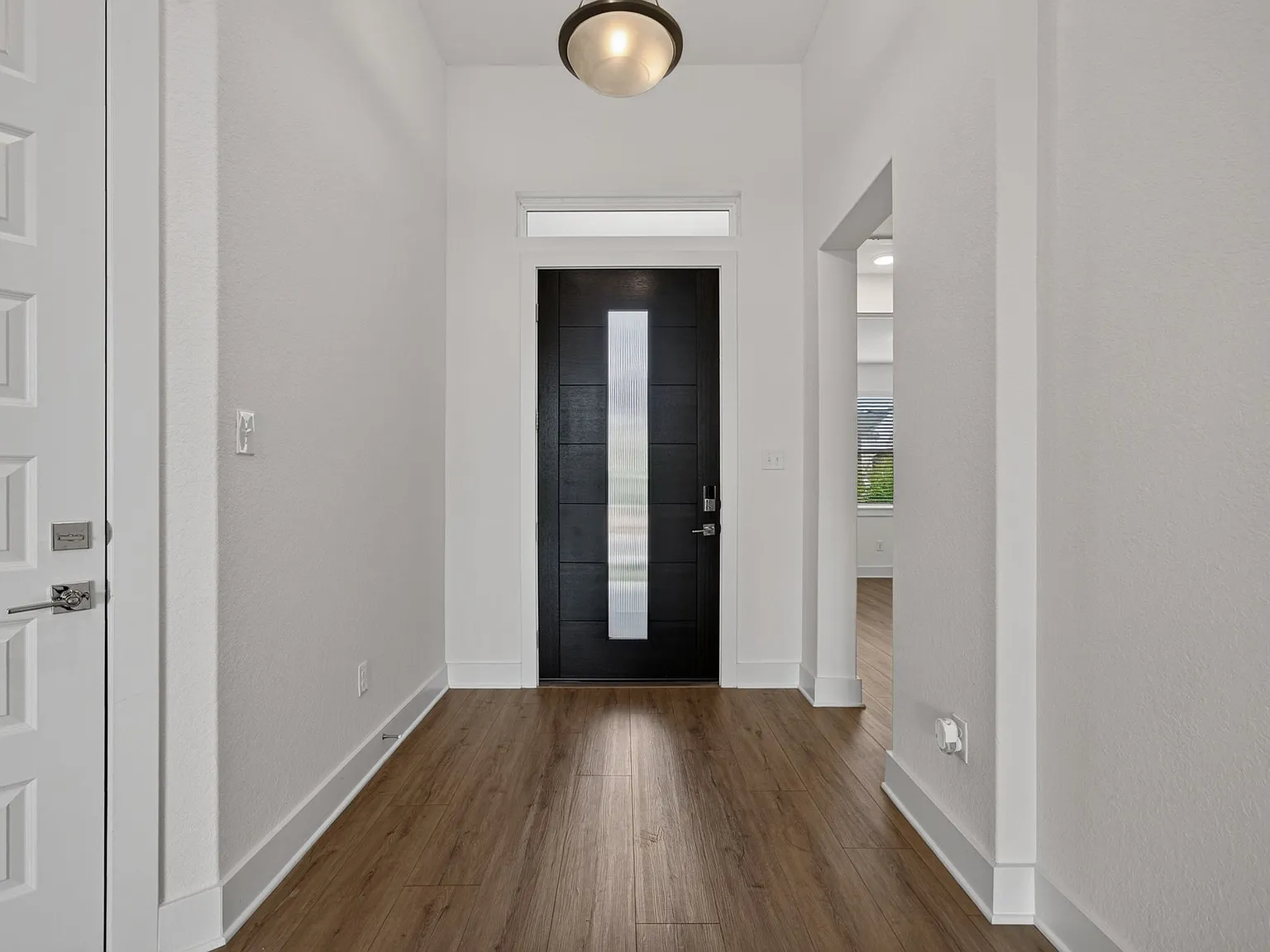 9420 Mattock - 1 — Photo 3