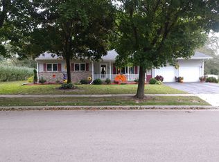 536 N Grove St, Reedsburg, WI 53959