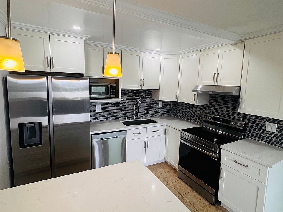 1st image of 328 Torino Dr APT 3