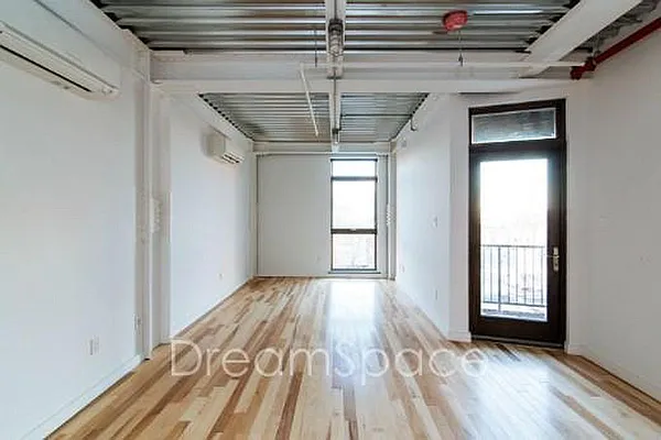 Rented by Dream Space Realty | media 1