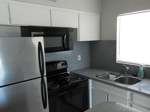 5th image of 1601 5th St N #1