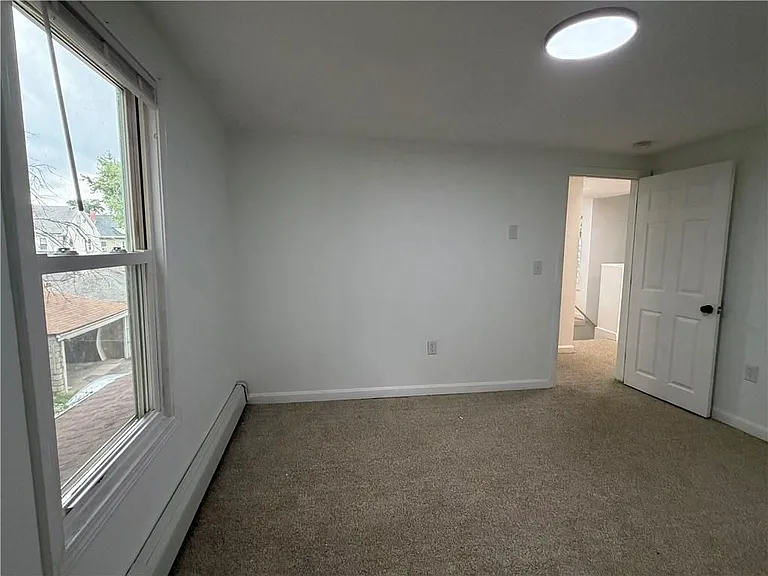 38 Marion Ave — Photo 21