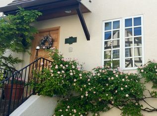 1910 NW Yorkshire Ln, Portland, OR 97229