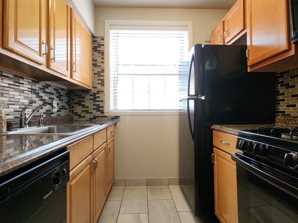 6328 Bancroft Ave FLOOR 1