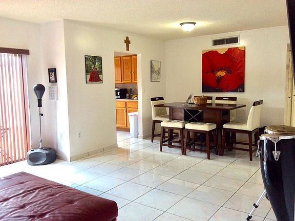 3rd image of 750 NW 106th Ave Unit 8