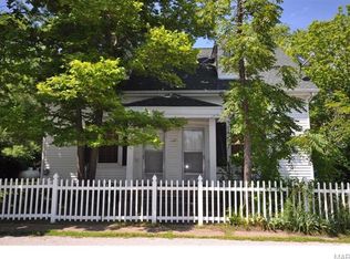 127 Almeling St, Wentzville, MO