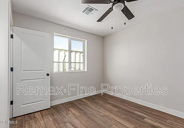 6421 S 23rd St #23 — Photo 3