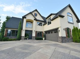 3701 Sherwood Park Dr, Medford, OR 97504