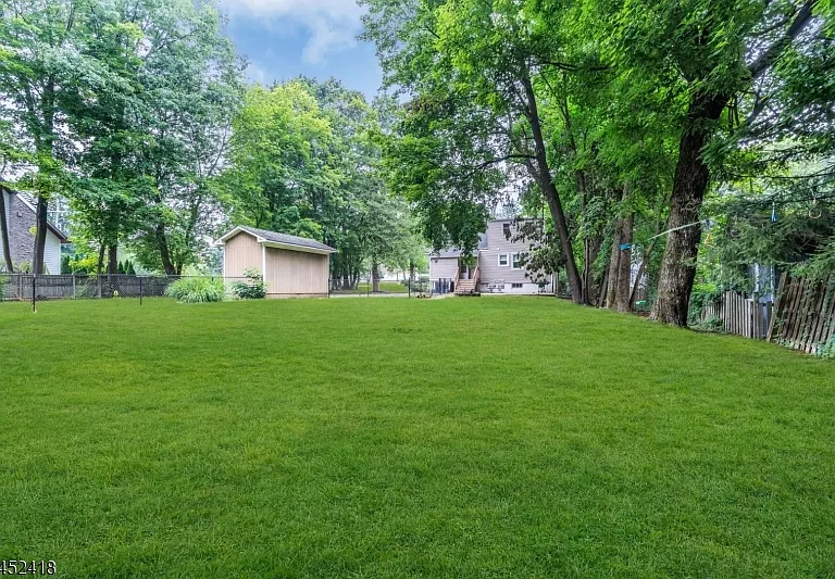 106 Mountain Ave — Photo 41