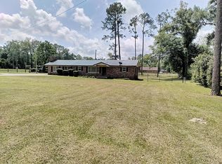 112 Honeysuckle Rd, Kingsland, GA 31548