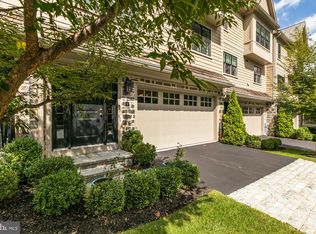 2 Overlea Way, Erdenheim, PA 19038