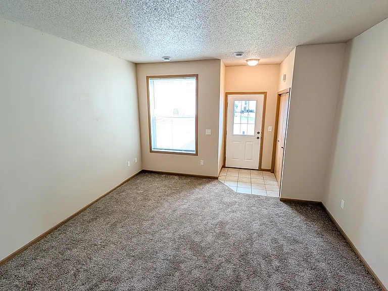 Osgood Townhomes 4250 & 4270 — Photo 7